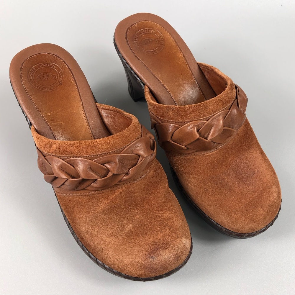 Nurture Women’s Twist Tan Leather Slip-On Clog Mules